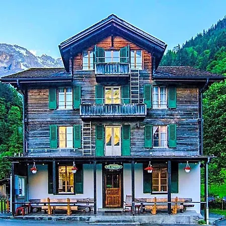 Alpenhof Mountain بيت ضيافة