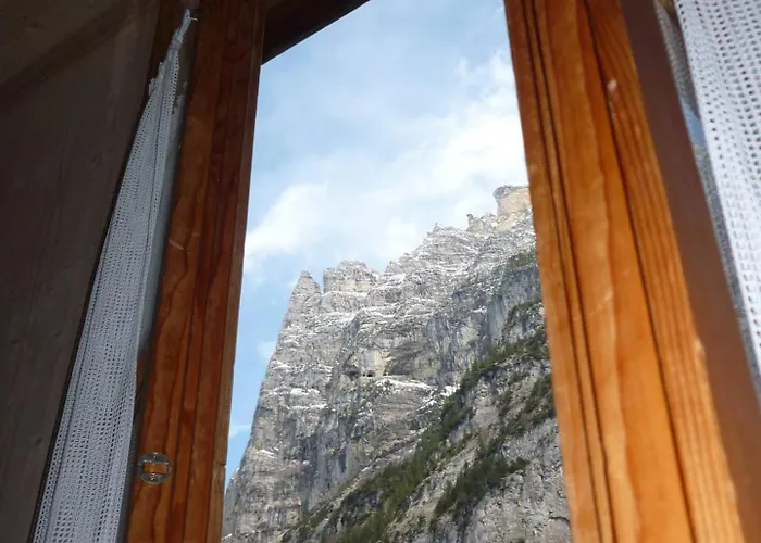 Alpenhof Mountain Affittacamere 3*